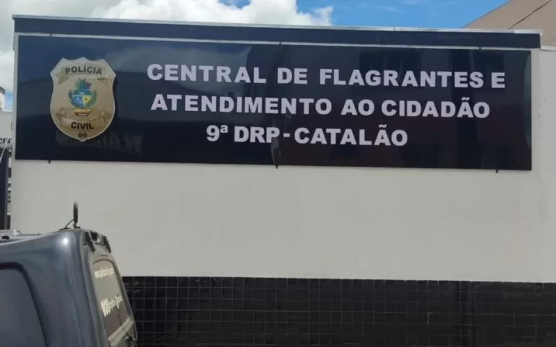 Preso em flagrante suspeito de ameaçar a mãe idosa por dinheiro, em Catalão.