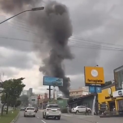 Incêndio em loja de calçados na capital Goiâna