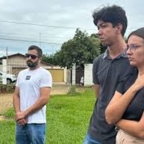 Famílias se emocionam após descobrirem troca de bebês em hospital 3 anos depois do nascimento: ‘Choque muito grande’.